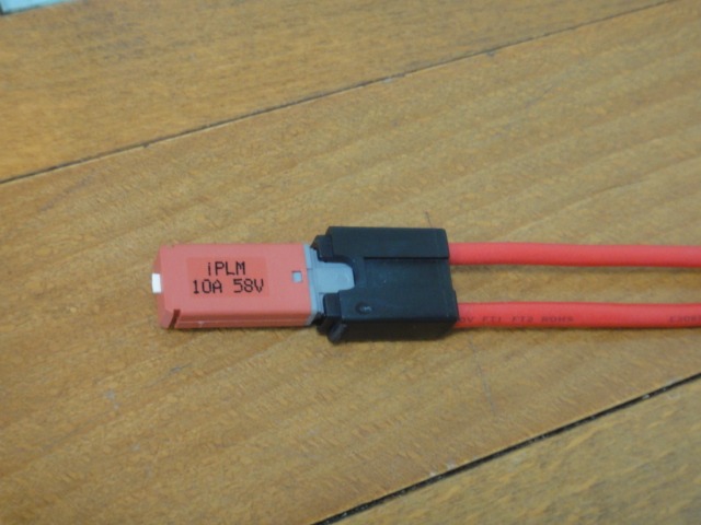 Automobile Fuse Holder for Electrical Parts made by CHE YEN INDUSTRIAL CO., LTD.　啟運興業股份有限公司 - MatchSupplier.com