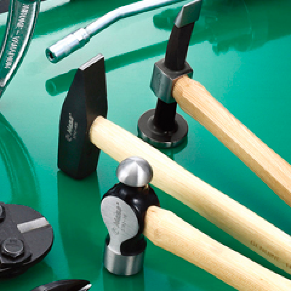 Automobile Hammer Tool / Striking Tool for Repair Hand Tools made by HANS tool industrial Co., Ltd.　向得行興業股份有限公司 - MatchSupplier.com