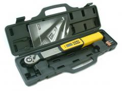 Automobile Digital Torque Angle Wrench  for Repair Hand Tools made by CHAIN ENTERPRISES CO., LTD.　聯鎖企業股份有限公司 - MatchSupplier.com